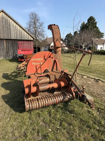 Feldhäcksler Esterer Piccolo