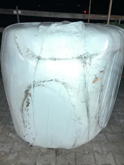 Verschenke Rinder-Grassilageballen