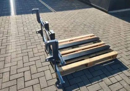 Palettengabel Euroaufnahme 1,3 t Radlader Traktor Schleppe