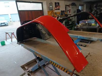 Steyr Kotflügel Serie 9000, Case CS