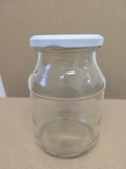 Joghurtgläser mit Schraubverschluss und Deckel