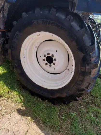 New Holland Steyr Kompletträder
