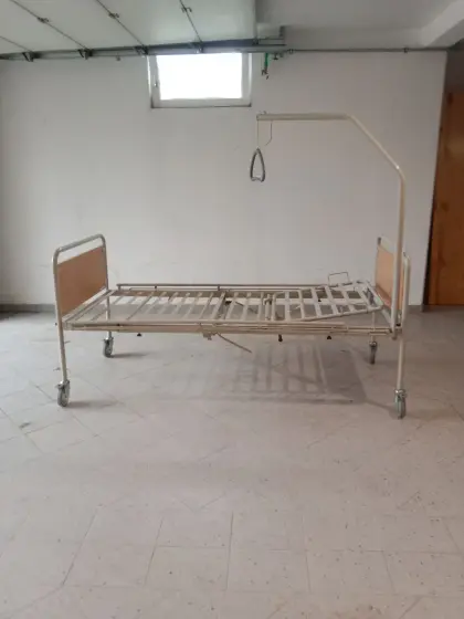 Pflegebett mechanisch