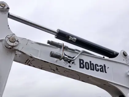 Bobcat E26