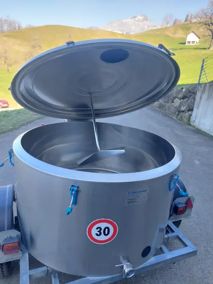 Milchtank / Tränkefass