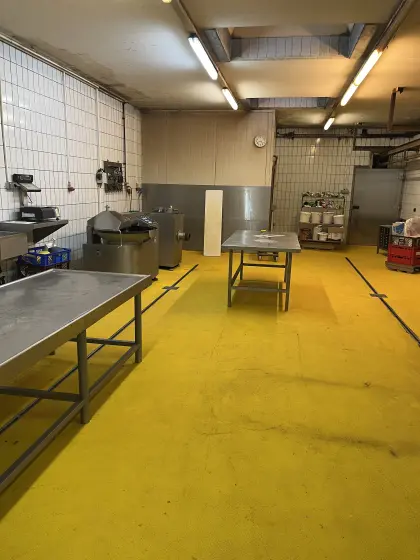 Verarbeitungs-, Kühl-, Lagerräume zu vermieten