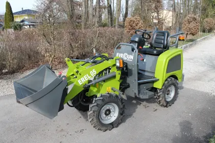 Everun EREL 05 Elektro Hoflader mit Lithium Akku