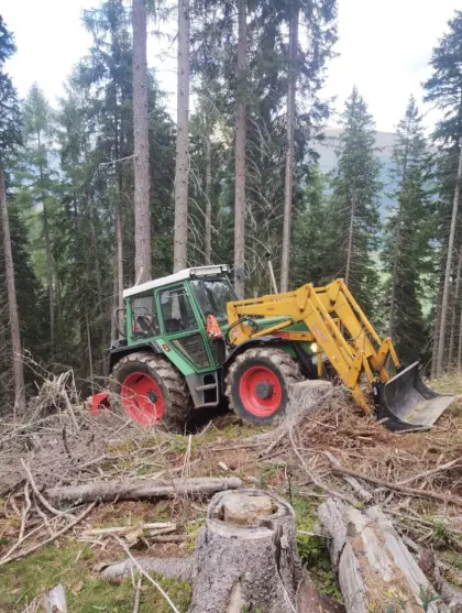 Suche Hauer Oberrahmen B Frontlader