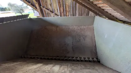 Bunker mit Austragsschnecke