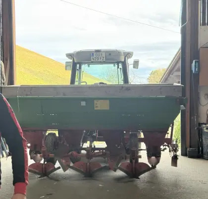 Suche Granultstreuer für PSM