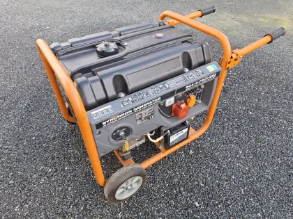 Stromerzeuger Generator ROTEK GG4-3-7300-EBZ