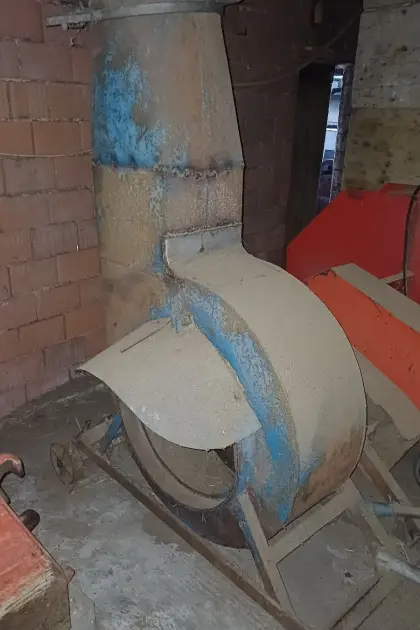 Heugebläse, Standhäcksler und Grubber