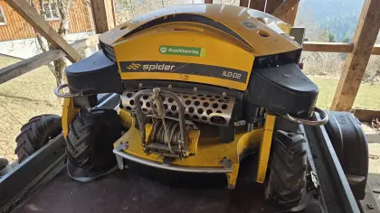Ferngesteuerter Böschungsmäher Spider ILD02