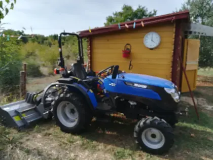 Solis 26 4WD Kleintraktor, frisches Service