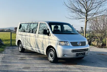 VW T5 2.5 TDI Caravelle Coach Ausstattung