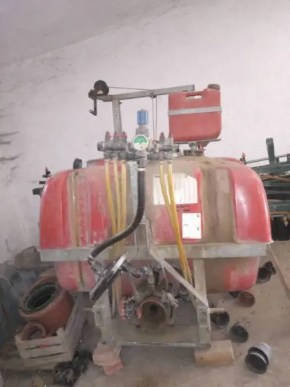 Feldspritze Vogel und Noot