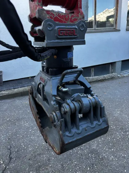 Geel Greifer UG02 Modell UG02