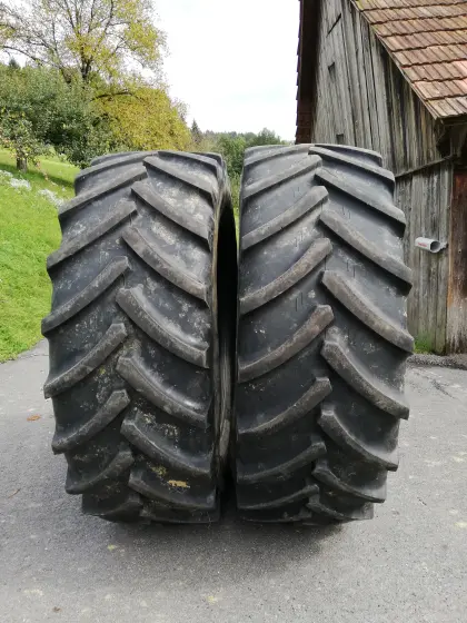 Traktorreifen Mitas neuwertig