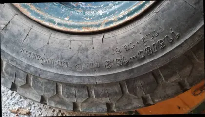 Kipperreifen, Anhängerreifen 11,5/80-15,3 und 10,0/75-15,3