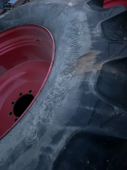 Kompletträder hinten Fendt