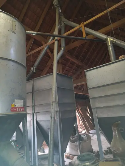 Mahl- und Mischanlage