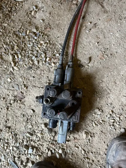 Kreuzhebel-Steuerblock 90 l 2 Stk.