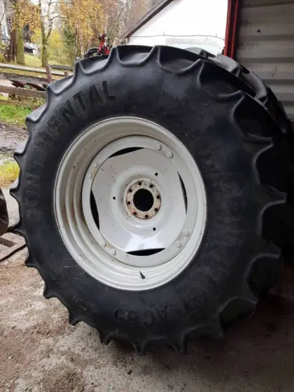 Kompletträder mit Felge Continental