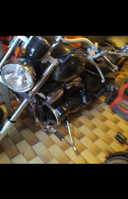 Honda Shadow Chopper/Cruiser PC 21