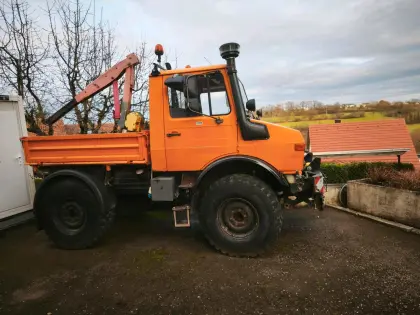 Unimog 424 U1000 Mit Kran ist dabei,hebt und HÄLT 500 kg