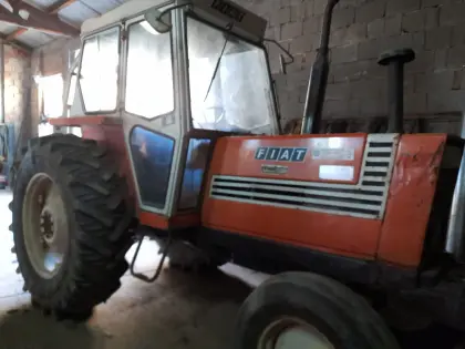 FIAT Traktor 880, 88 PS, Bj. 1978