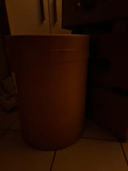 30 Papptonnen laufend zu haben. Preis gestaffelt