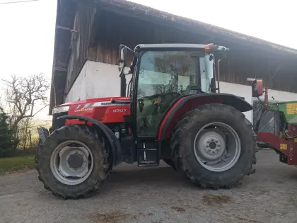 Verkaufe Massey Ferguson 4707 ohne Ad Blue