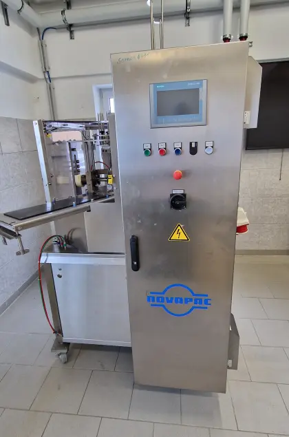 Rundläufer Becherfüllmaschine Novapac