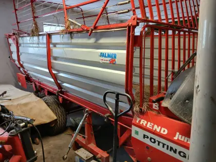 Pöttinger Ladewagen