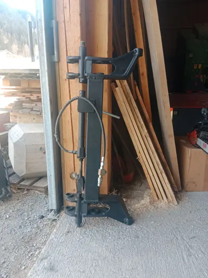 Hauer Aufnahme mit hydr. Verriegelung