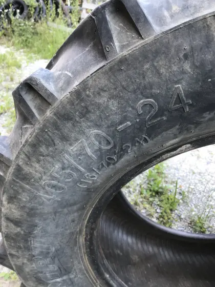 Radladerreifen 400/70 R24