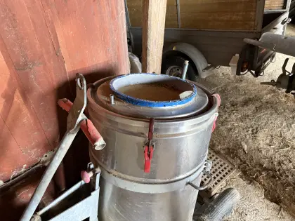 Miele Milchtank, 200 l, Edelstahl, dw, fahrbar