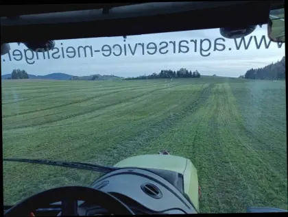 Ich biete Schwader-Arbeiten an, Claas Liner 1650