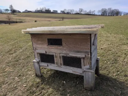 Hasenstall mit zwei Etagen
