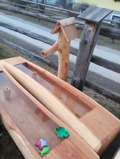 Brunntrog, Brunnentrog, Brunnen, Lärche