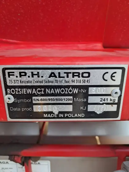 Verkaufe Altro Düngerstreuer