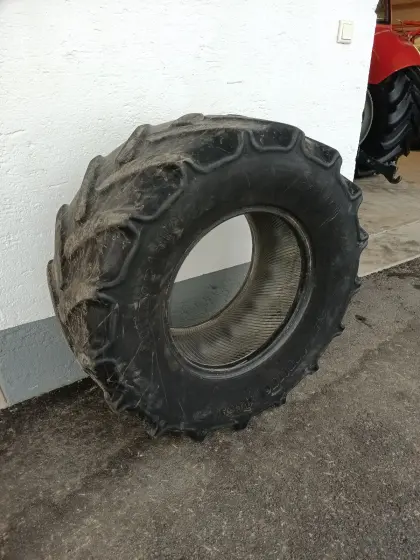 Verkaufe Reifen 420/65/20