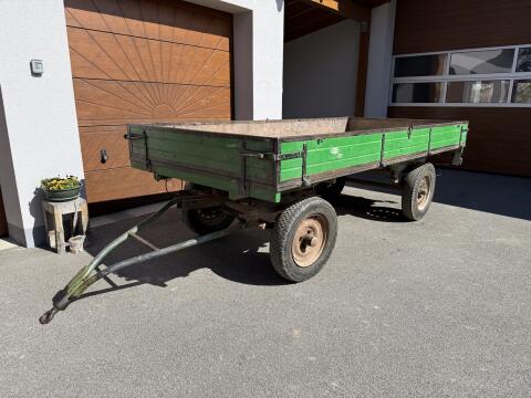 Drehschemel-Anhänger / Gummiwagen