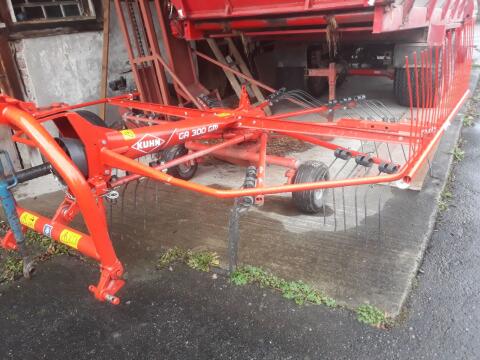 Kuhn GA300 gm Schwader