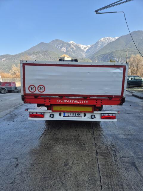 Schwarzmüller Auflieger