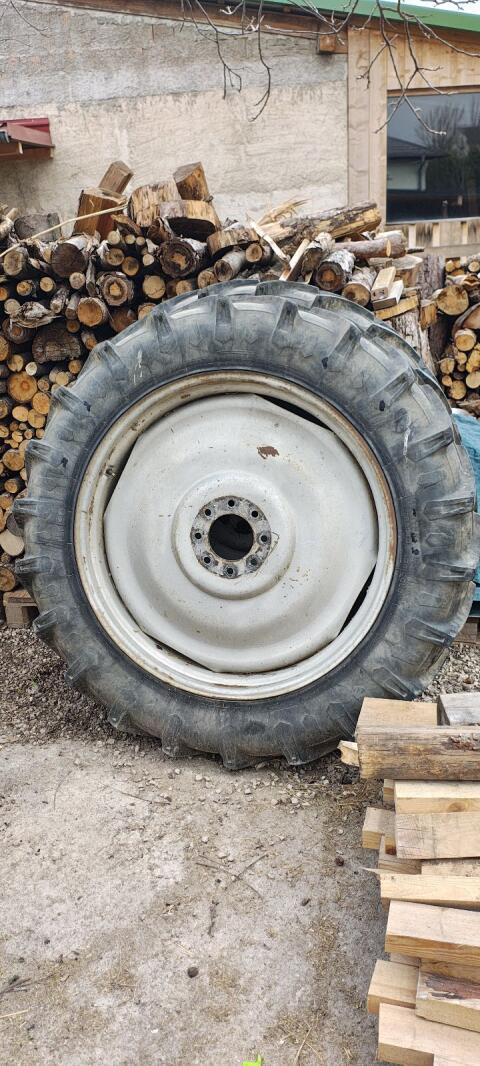 Pflegebereifung Deutz Agroplus 70