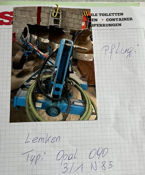 Lemken Pflug