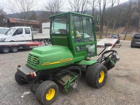 John Deere 3235B Spindelmäher