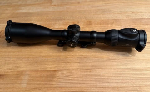 Swarovski Z8i 2.3-18x56 P Zielfernrohr mit Zubehör