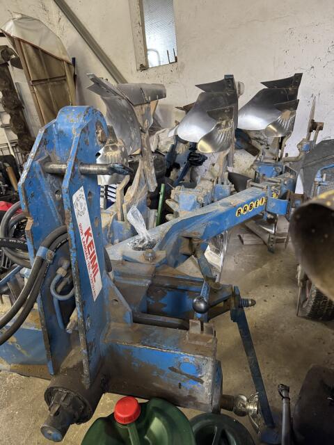 Rabe Wendepflug 4 Schar steingesichert